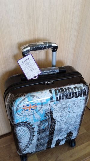 Куфар за ръчен багаж  55/40/20см код910 